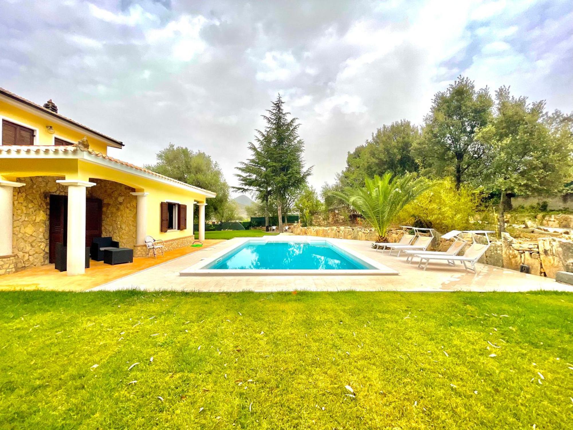Villa With Pool Cardedu Εξωτερικό φωτογραφία