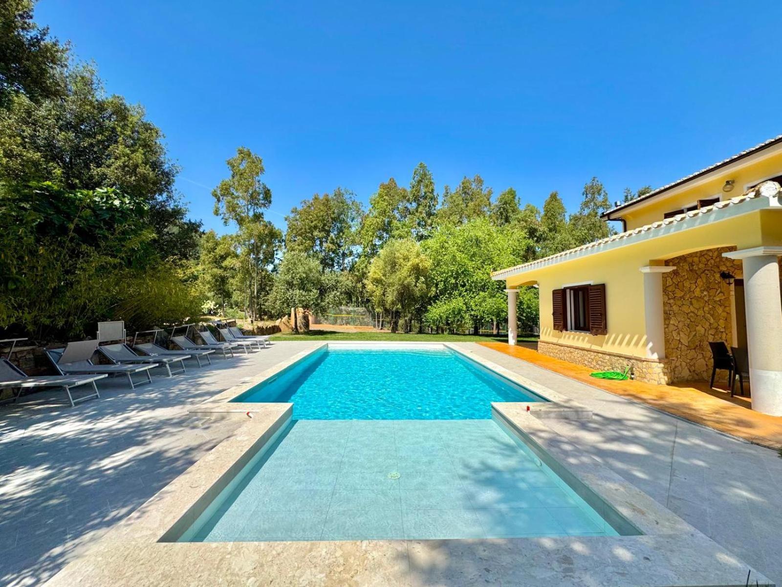 Villa With Pool Cardedu Εξωτερικό φωτογραφία
