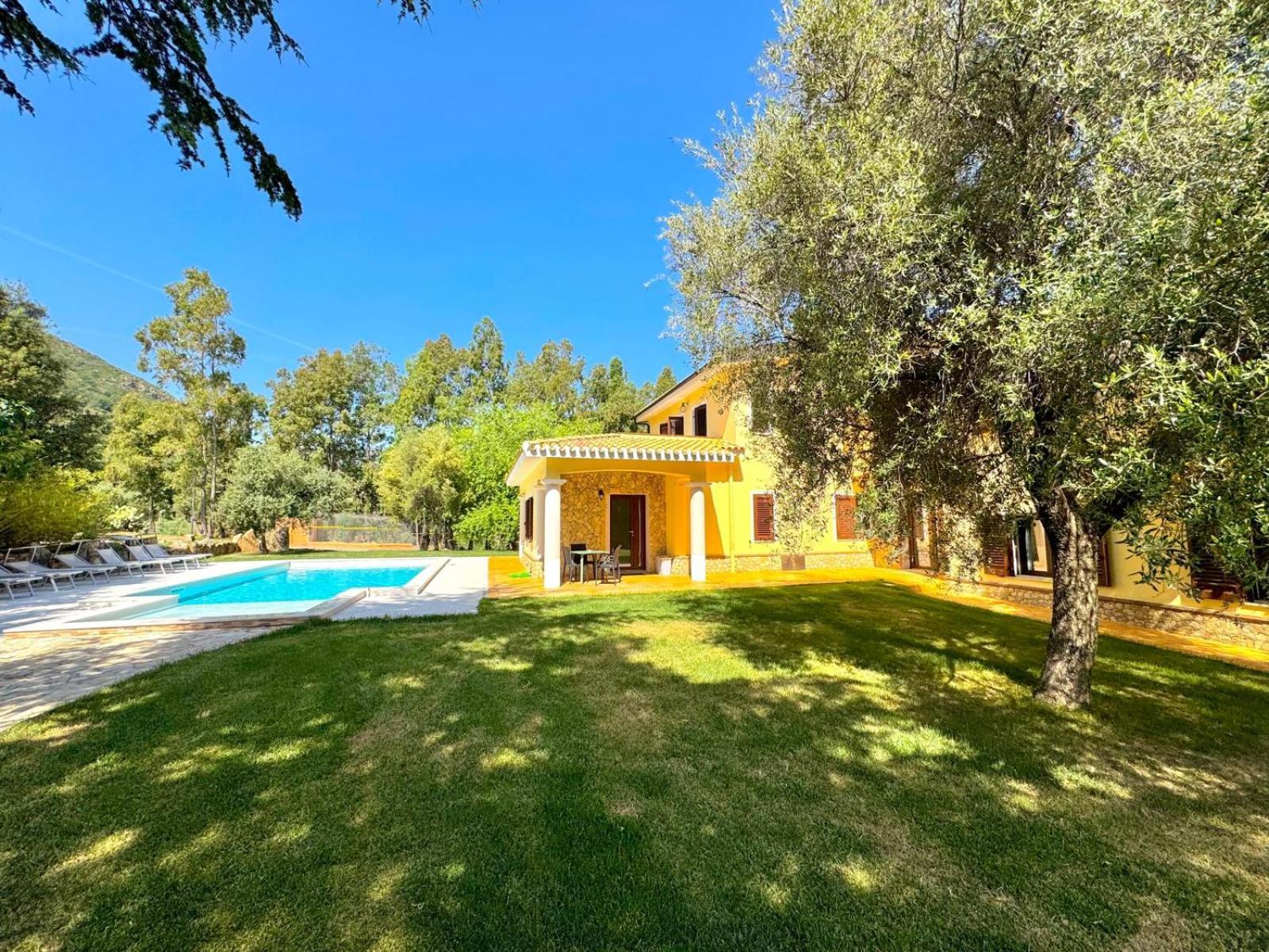 Villa With Pool Cardedu Εξωτερικό φωτογραφία